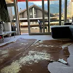 Sehr Schoene In *