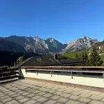 Sehr Schoene In Энгельберг