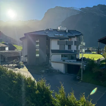 아파트 Sehr Schoene In 엥겔베르그